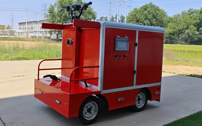 Electric utility vehicle outdoor side view