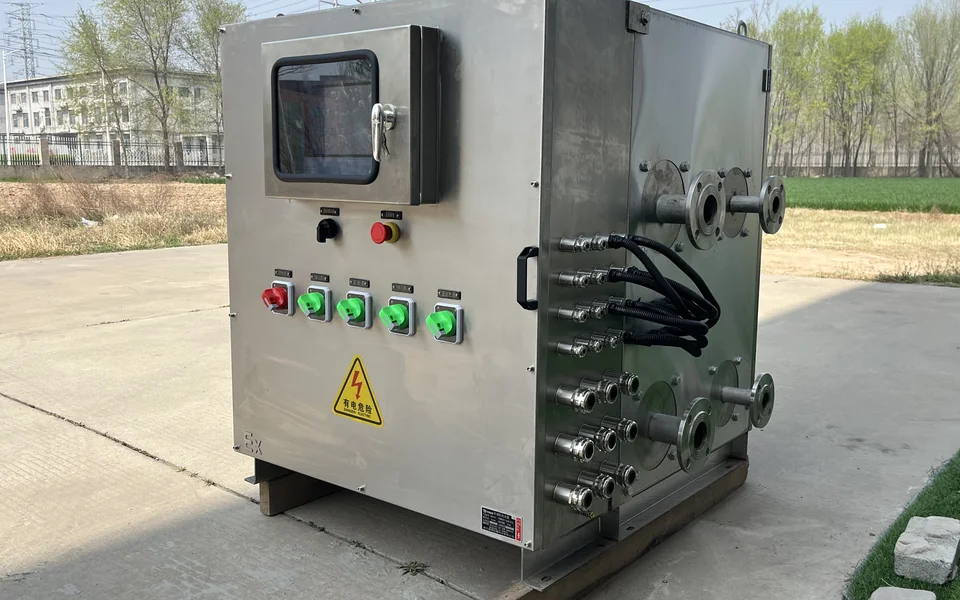 Explosion-proof dry mist dust suppression host outdoor image