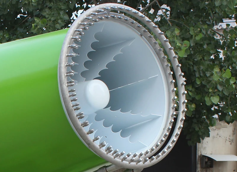Dual-ring fog cannon nozzle layout with sawtooth outlet details
