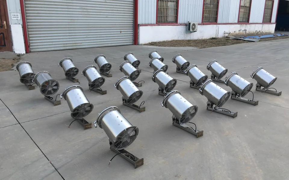 Stainless steel spray fan for dust suppression and deodorization